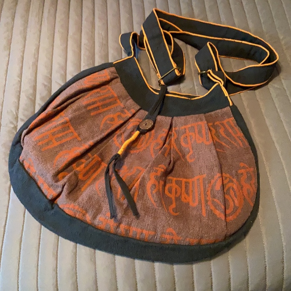 Earth Divas fair trade bag